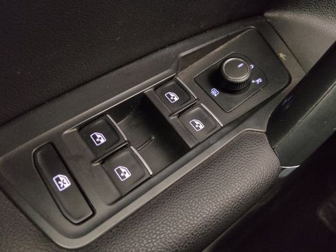 Used 2020 Volkswagen Tiguan SE w/ 3rd Row Seat Package image 27