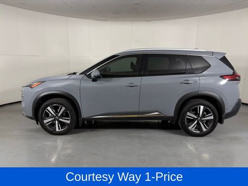 Used 2023 Nissan Rogue Platinum w/ Platinum Premium Package FWD image 6