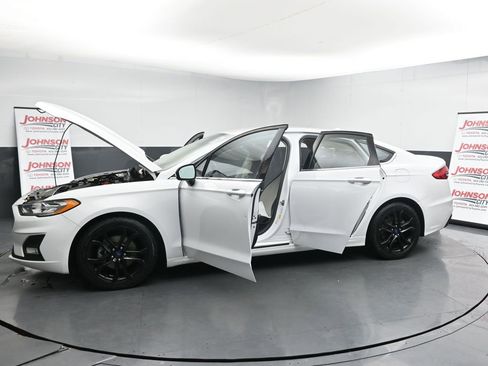 Used 2019 Ford Fusion SE w/ Equipment Group 151A image 42