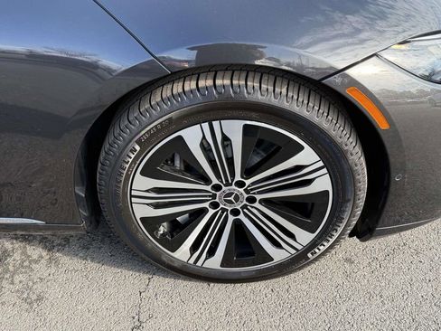 Used 2022 Mercedes-Benz EQS 580 4MATIC Sedan image 7