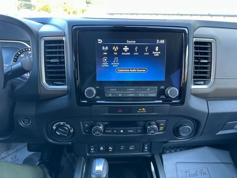 Used 2023 Nissan Frontier SV w/ SV Convenience Package image 7