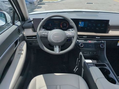 New 2026 Hyundai Sonata SEL FWD image 17