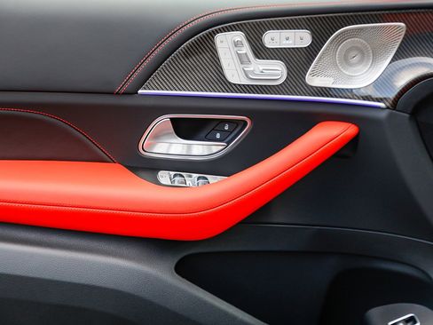 New 2026 Mercedes-Benz GLE 63 AMG S image 21