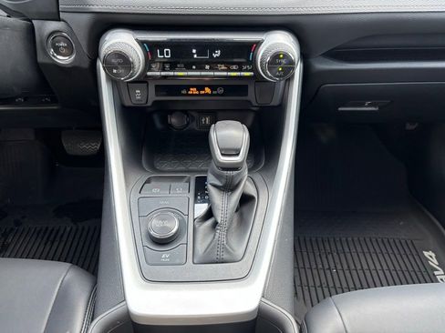 Used 2024 Toyota RAV4 XLE Premium image 26