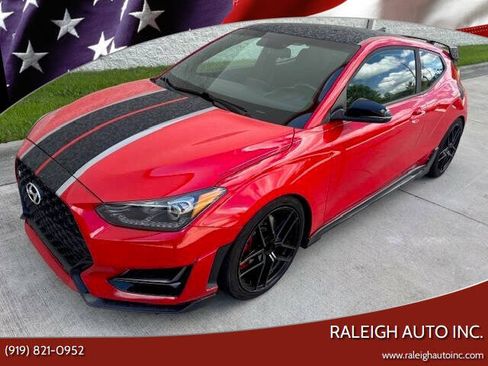 Used 2019 Hyundai Veloster N N FWD image 2
