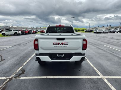 New 2025 GMC Canyon Elevation