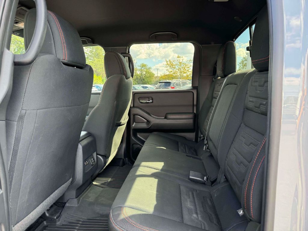 Used 2023 Nissan Frontier PRO-4X w/ Pro Convenience Package AWD/4WD image 13