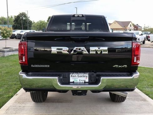 Used 2025 RAM 2500 Laramie image 38
