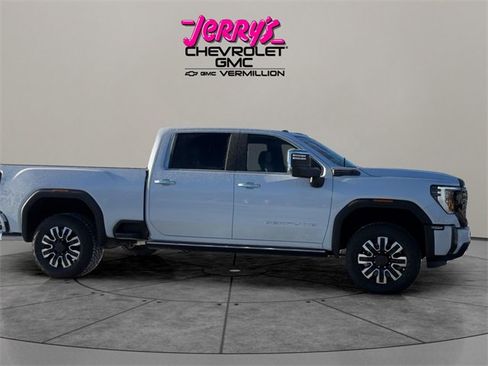New 2026 GMC Sierra 2500 Denali Ultimate image 6