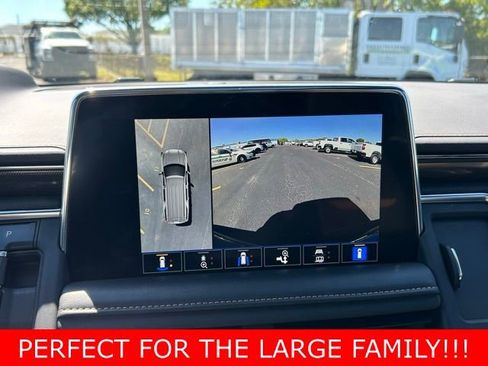 Used 2023 GMC Yukon AT4 w/ AT4 Premium Package image 26