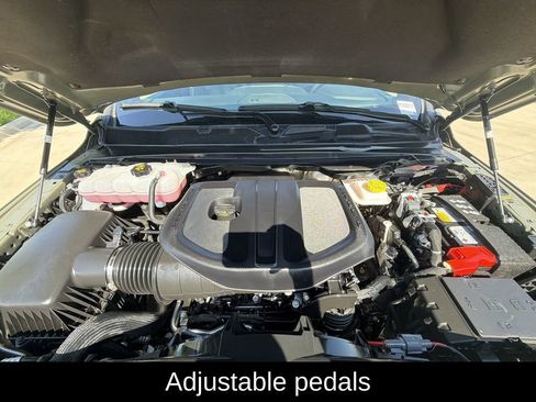Used 2026 RAM 1500 Laramie AWD/4WD image 21
