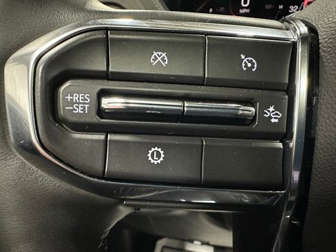 Used 2025 GMC Yukon XL Denali w/ Sun & Power Step Package image 20