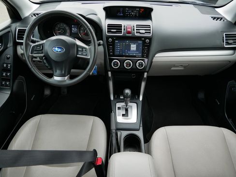 Used 2016 Subaru Forester 2.5i Limited AWD/4WD image 10