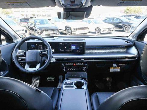 New 2026 Hyundai Ioniq 9 Calligraphy AWD/4WD image 13