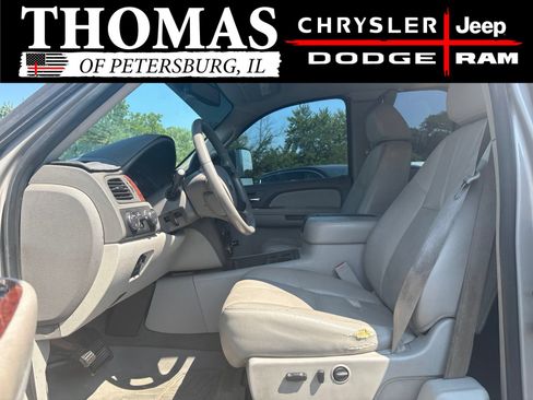 Used 2009 Chevrolet Silverado 2500 LTZ w/ Safety Package AWD/4WD image 10