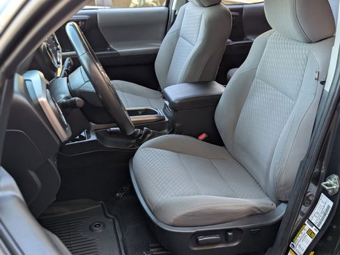 Used 2020 Toyota Tacoma SR5 image 16