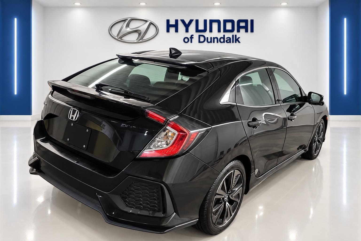 Used 2018 Honda Civic EX image 4