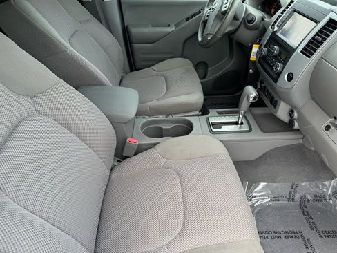 Used 2019 Nissan Frontier SV w/ Value Truck Package image 14