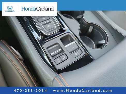 Used 2025 Honda Pilot TrailSport image 27