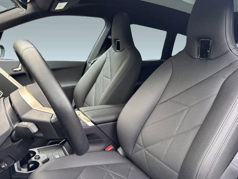 Used 2025 BMW iX xDrive50 image 5