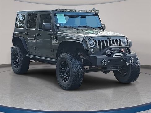 Used 2015 Jeep Wrangler Unlimited Rubicon w/ Dual Top Group image 4