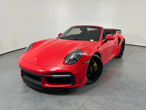 Certified 2025 Porsche 911 Turbo AWD/4WD image 29