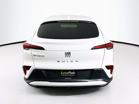 Used 2025 Buick Envista Preferred image 7