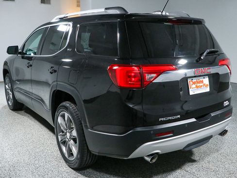 Used 2018 GMC Acadia SLT FWD image 9