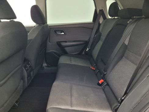 Used 2021 Nissan Rogue SV image 18