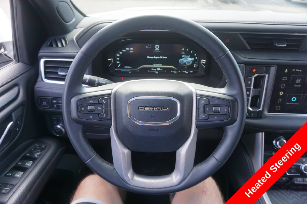 Used 2024 GMC Yukon Denali AWD/4WD image 3