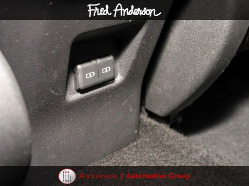 Used 2025 Toyota RAV4 XLE AWD/4WD image 7