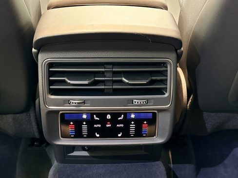 Used 2025 Audi Q7 3.0T Premium Plus w/ Premium Plus Package image 23