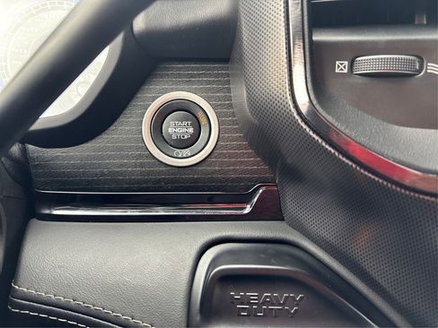 Used 2022 RAM 2500 Limited image 37