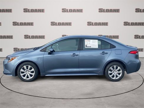 Used 2024 Toyota Corolla LE image 2