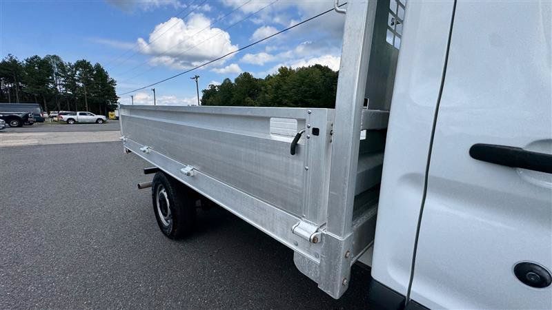 Used 2018 Ford Transit 250 138 RWD image 22