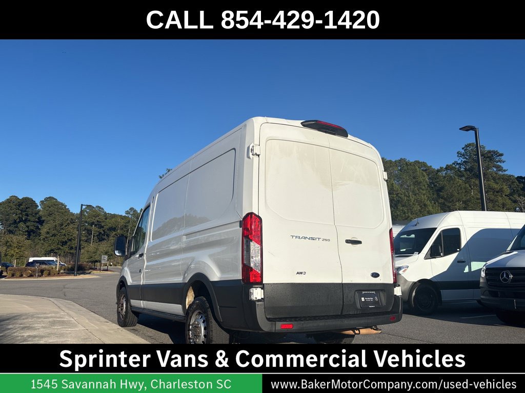 Used 2023 Ford Transit 250 Medium Roof AWD w/ Load Area Protection Package image 6