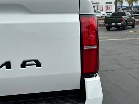 New 2026 Toyota Tacoma SR5 AWD/4WD image 15