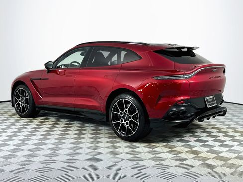 Used 2023 Aston Martin DBX 707 AWD/4WD image 2