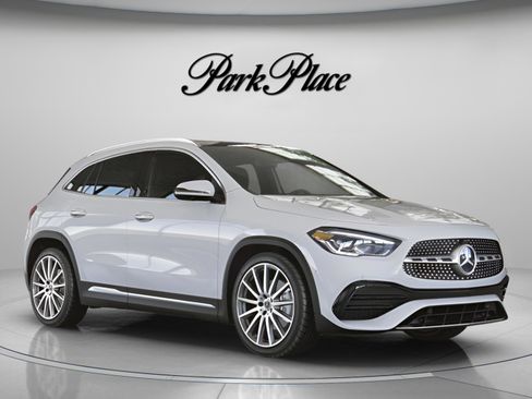 Used 2023 Mercedes-Benz GLA 250 image 32