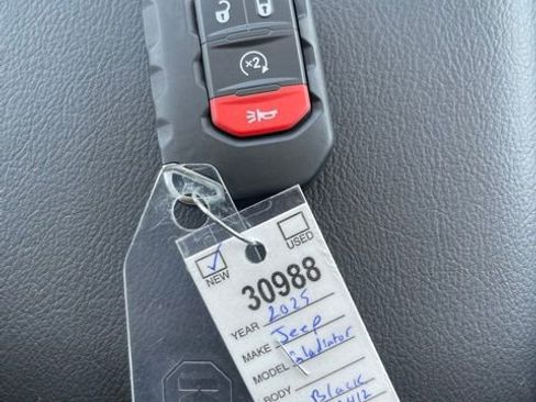 New 2025 Jeep Gladiator Willys AWD/4WD image 26