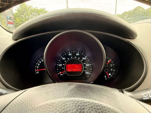 Used 2016 Kia Soul + w/ Primo Package FWD image 20