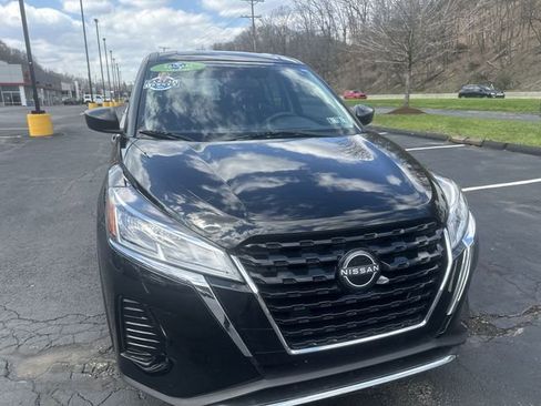 Used 2024 Nissan Kicks S image 11