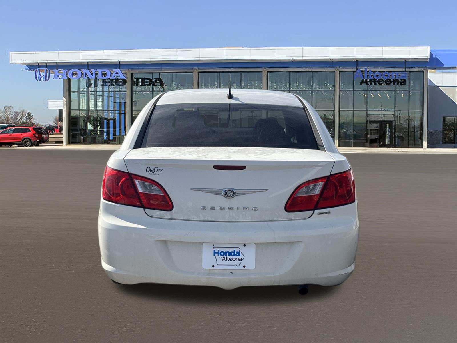 Used 2010 Chrysler Sebring Limited FWD image 4