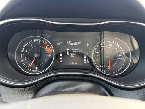 Used 2019 Jeep Cherokee Latitude Plus AWD/4WD image 20
