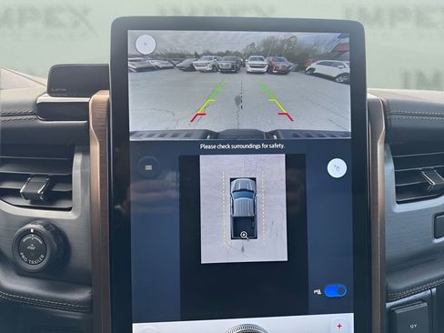 Used 2022 Ford F150 Lightning Lariat w/ Equipment Group 511A High image 23