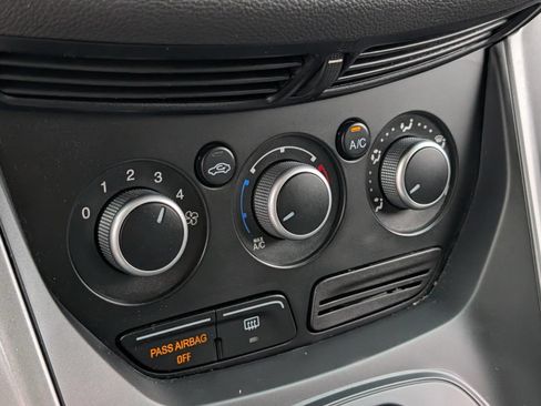 Used 2015 Ford Escape SE FWD image 6