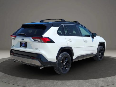 Used 2019 Toyota RAV4 XSE AWD/4WD image 5