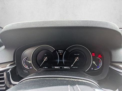 Used 2017 BMW 530i xDrive AWD/4WD image 16