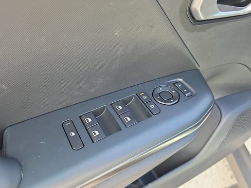 New 2026 Kia K4 FWD image 18