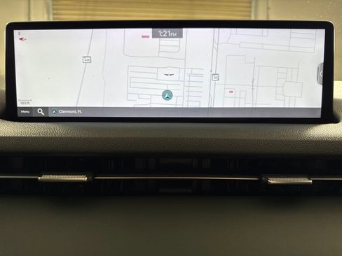 Used 2023 Genesis GV70 2.5T w/ Advanced Package image 15